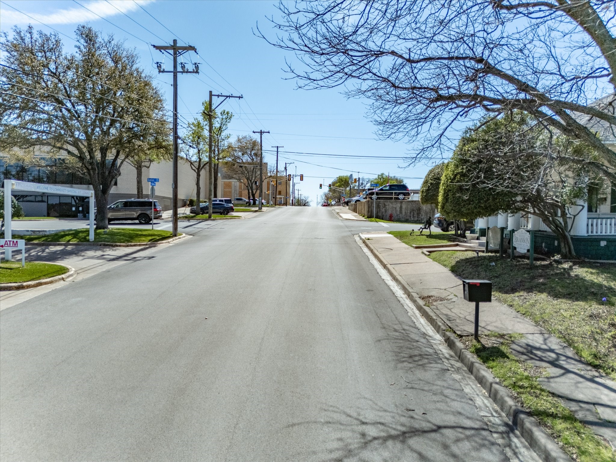 107 N Alamo Street
