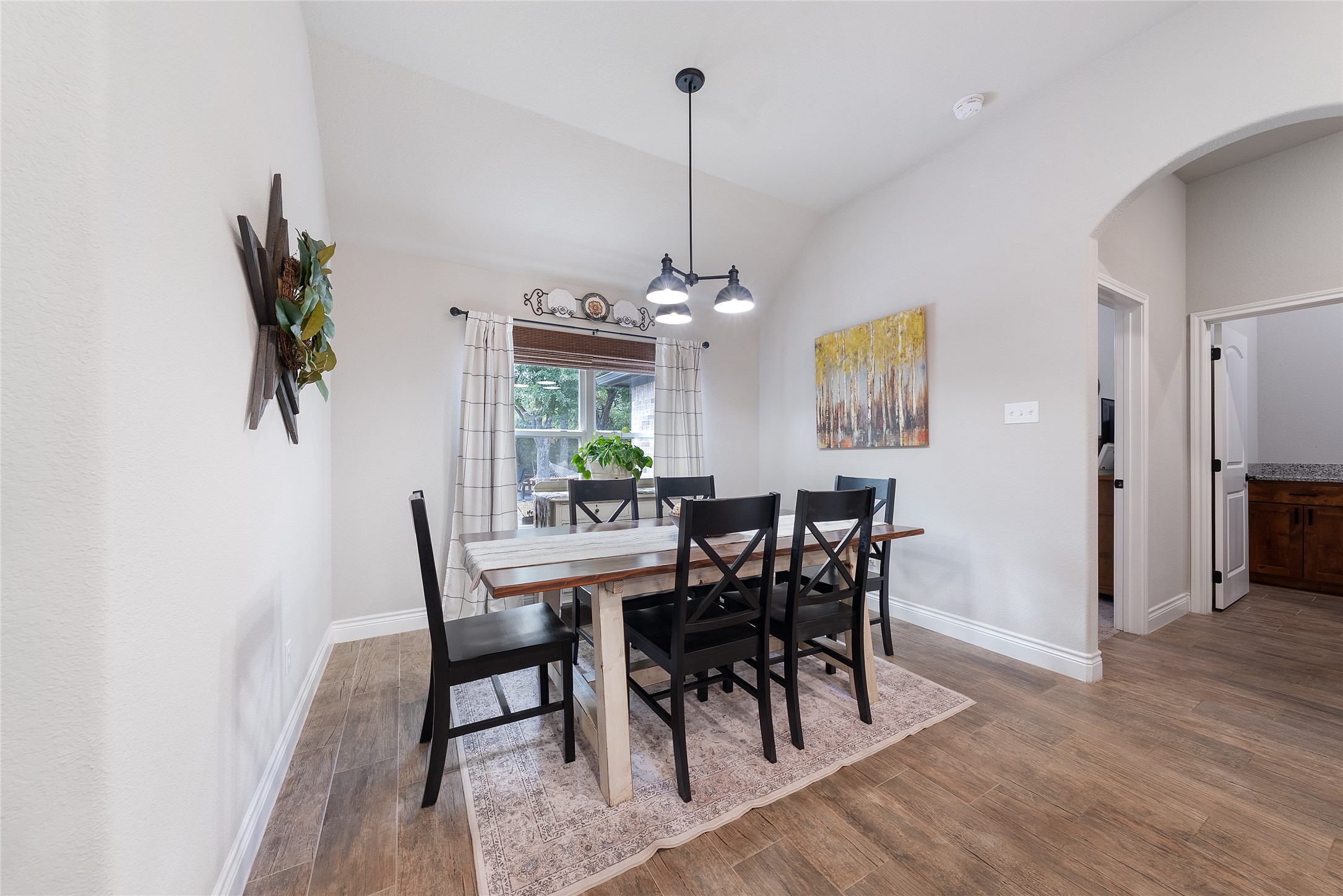 1075 Knoxmiller Court
