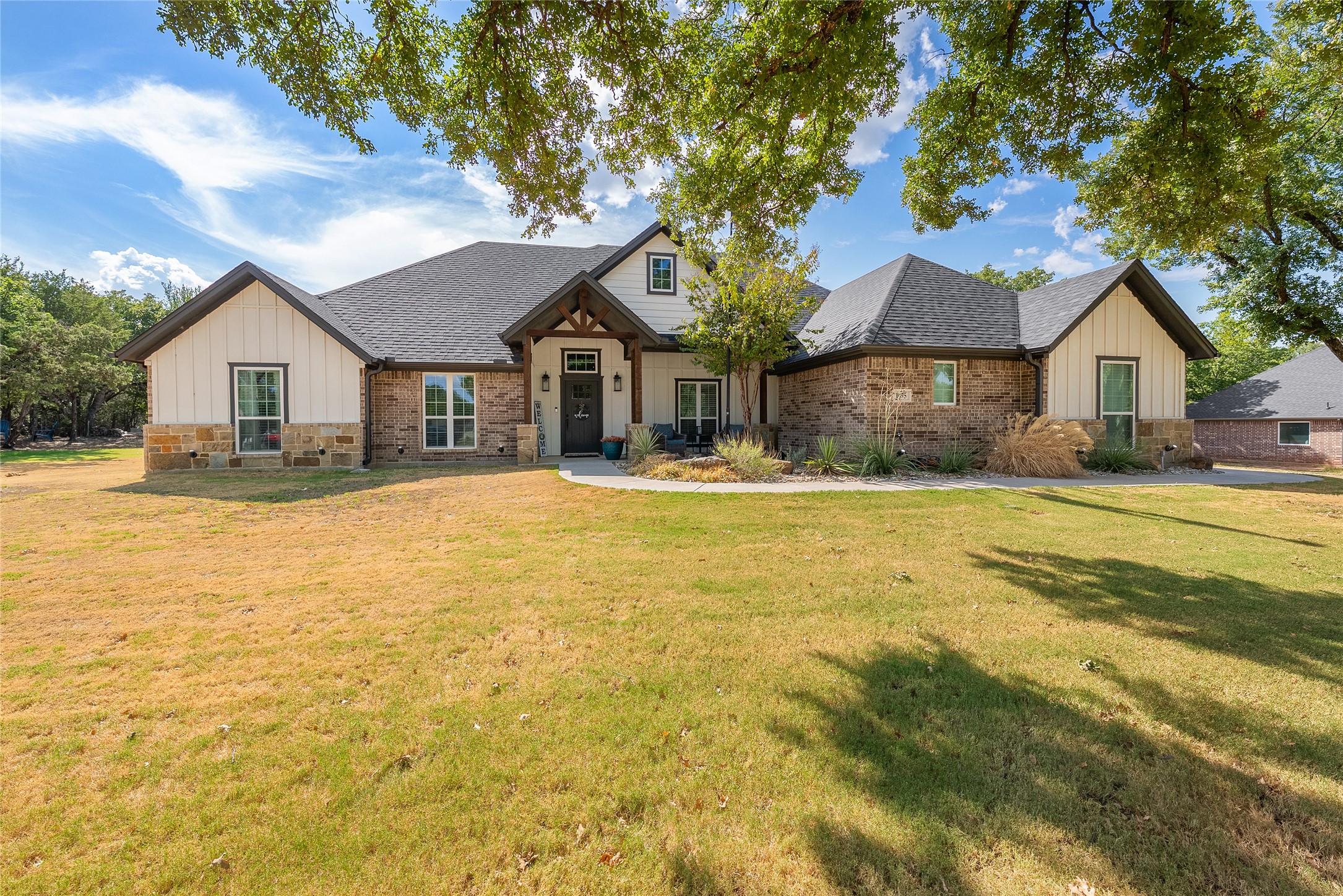 1075 Knoxmiller Court
