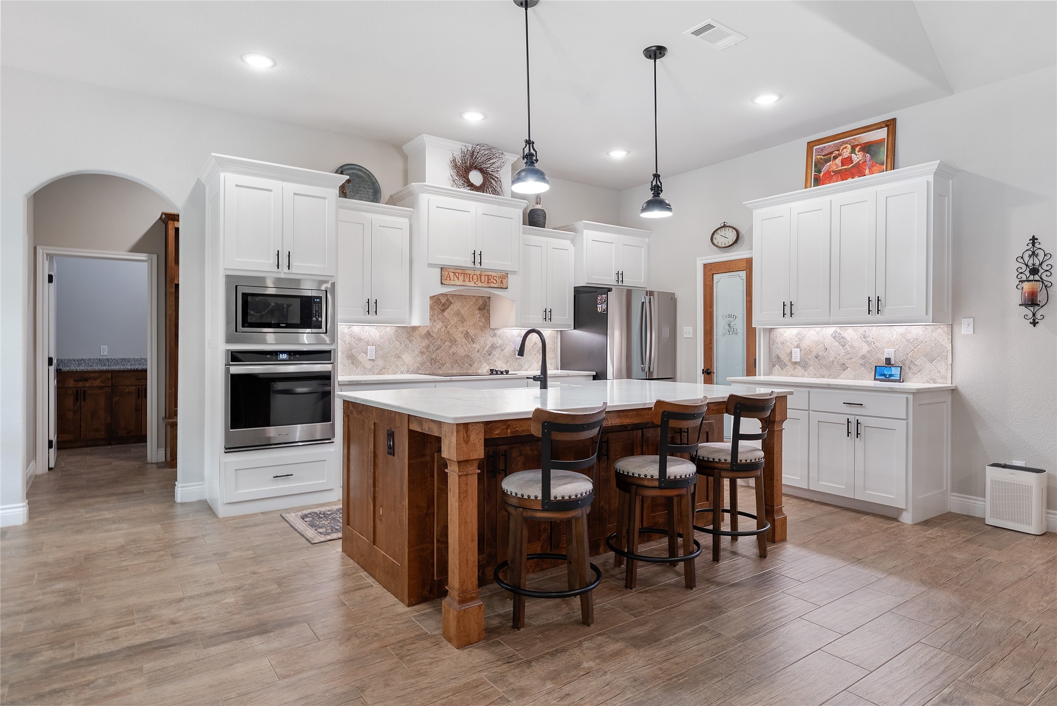 1075 Knoxmiller Court
