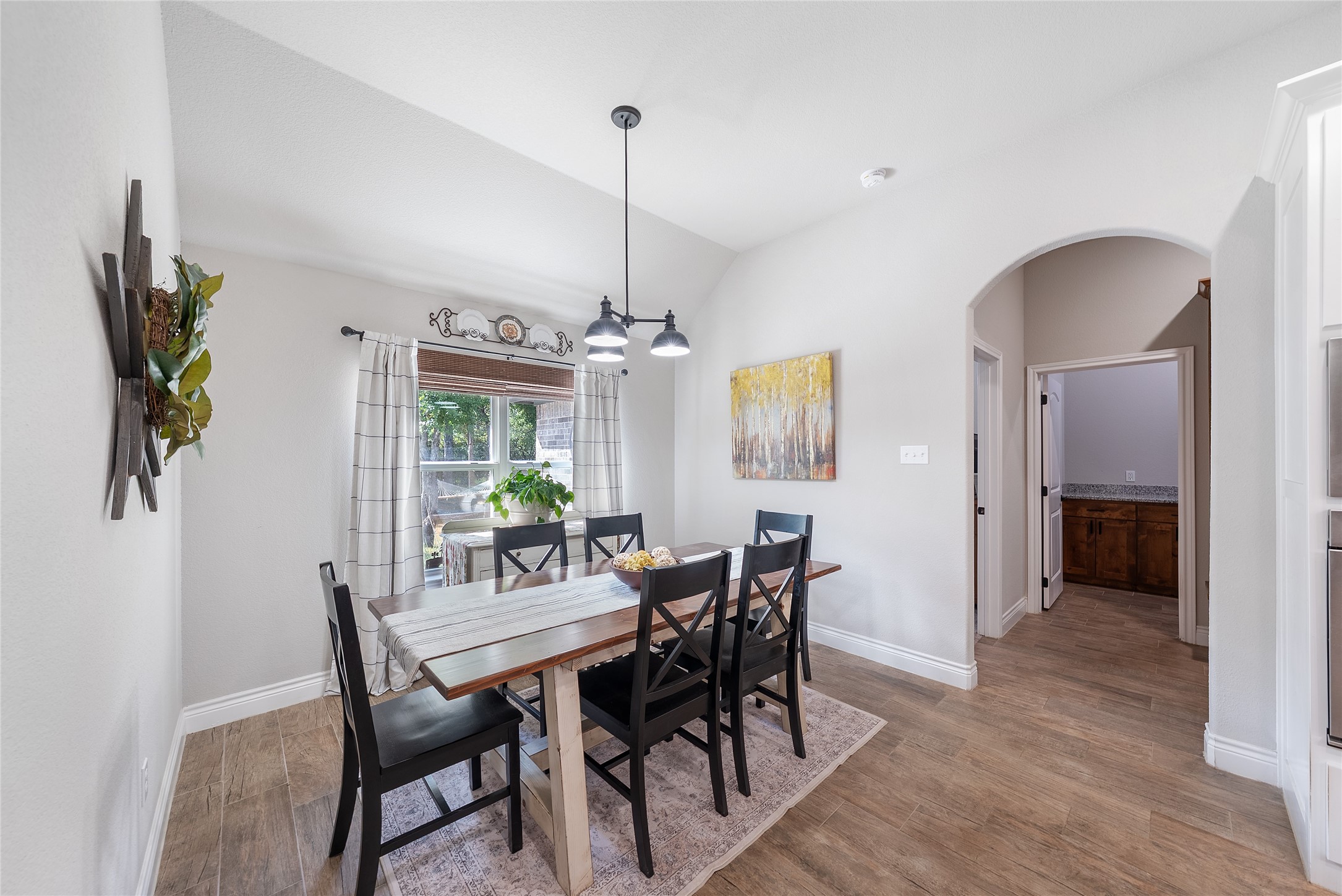1075 Knoxmiller Court