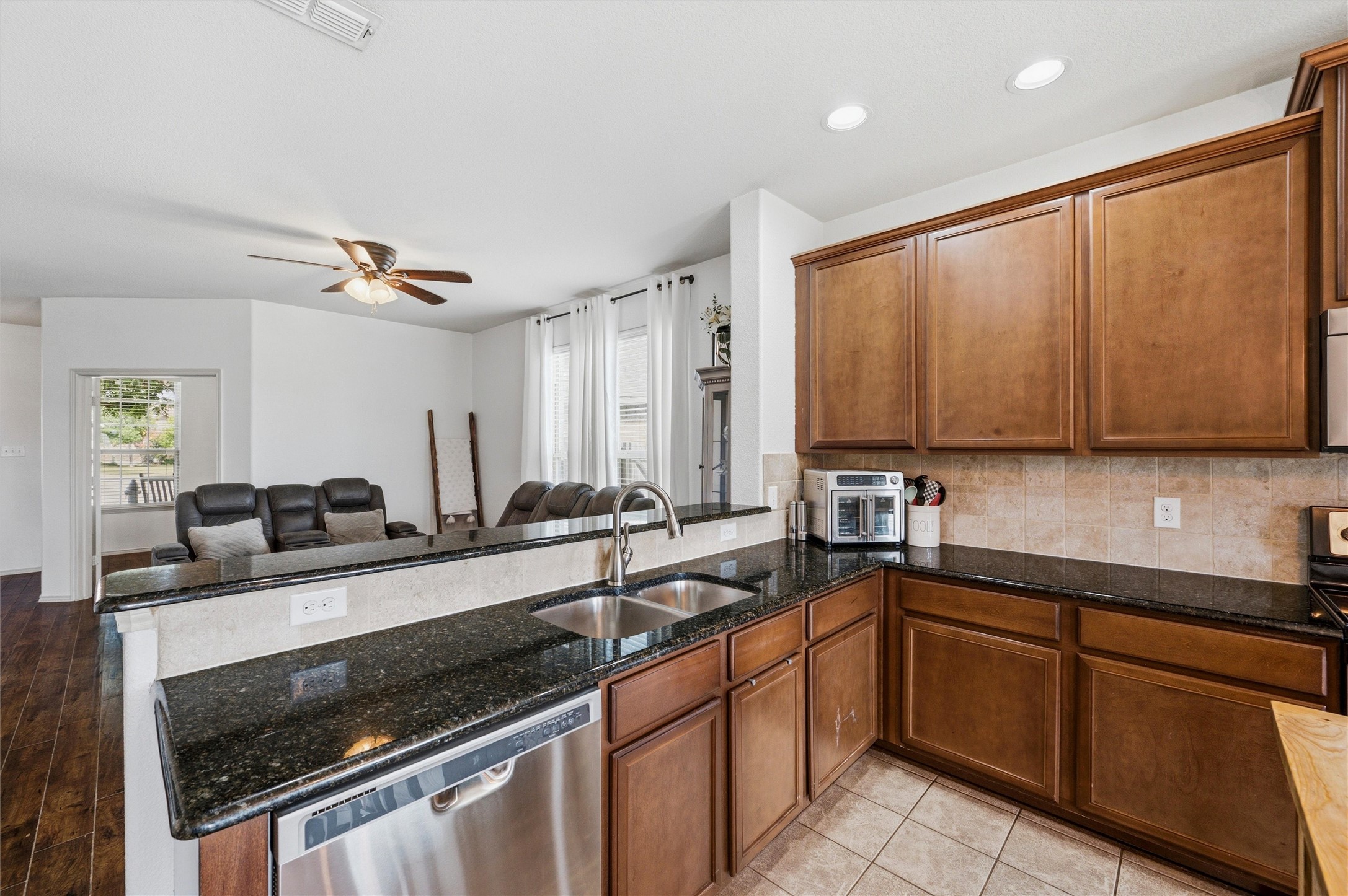 2904 Big Horn Bluff Court