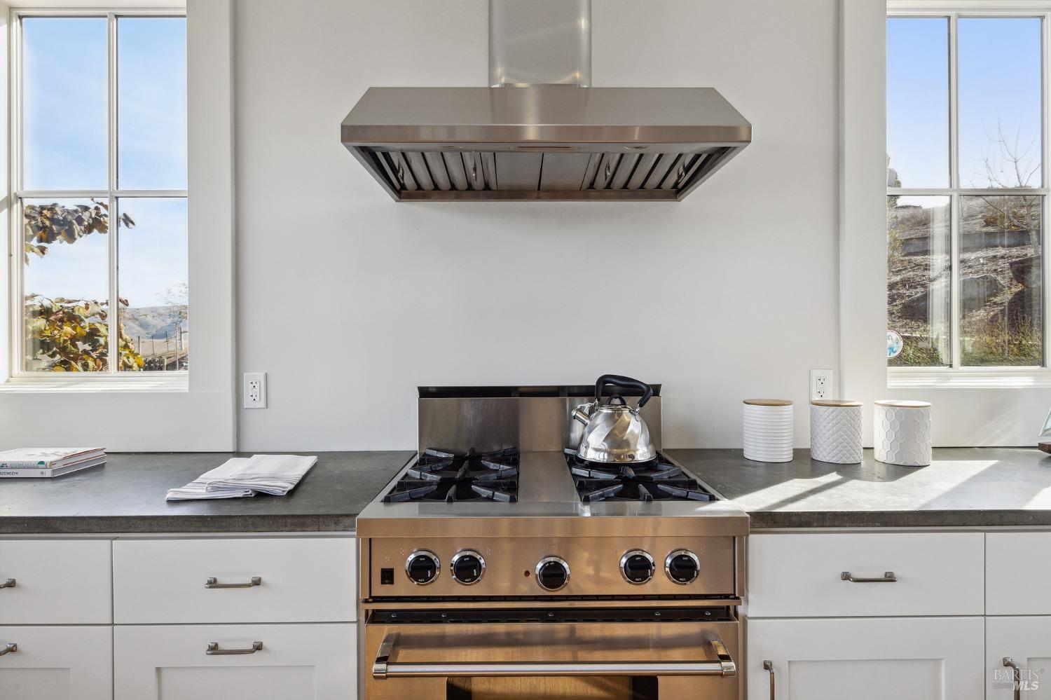 11620 Point Reyes Petaluma Rd