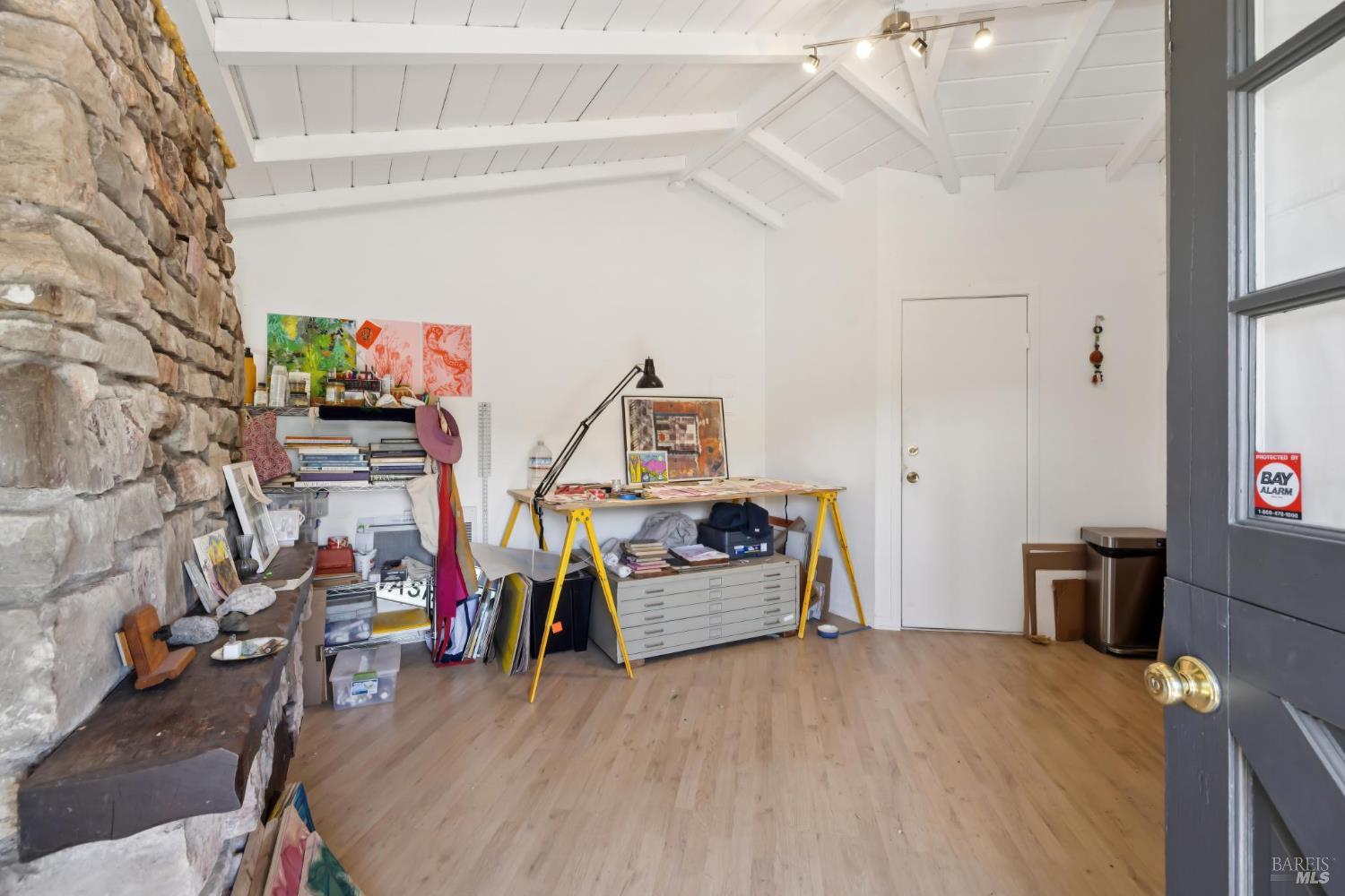 11150 Sir Francis Drake Blvd