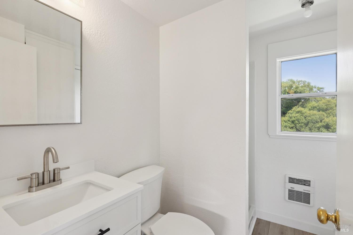 11150 Sir Francis Drake Blvd