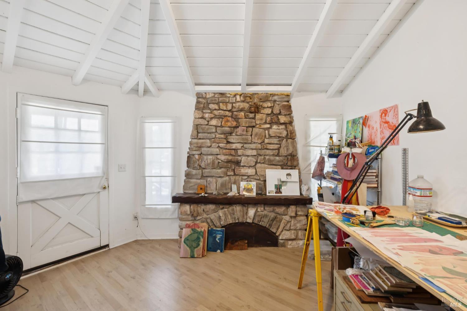 11150 Sir Francis Drake Blvd