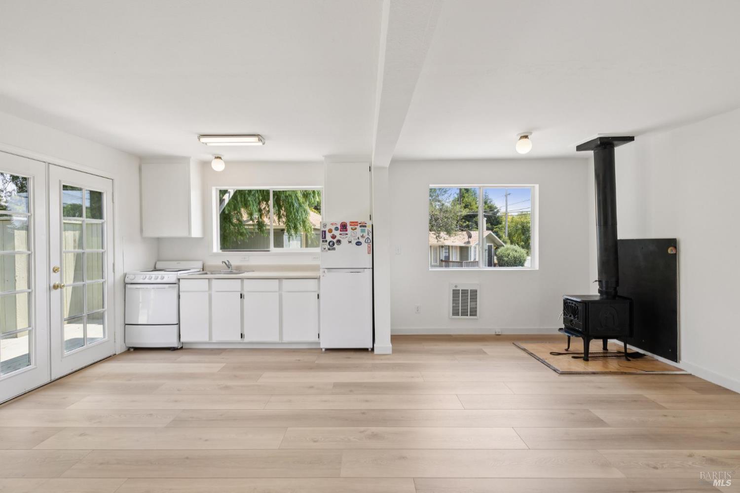 11150 Sir Francis Drake Blvd