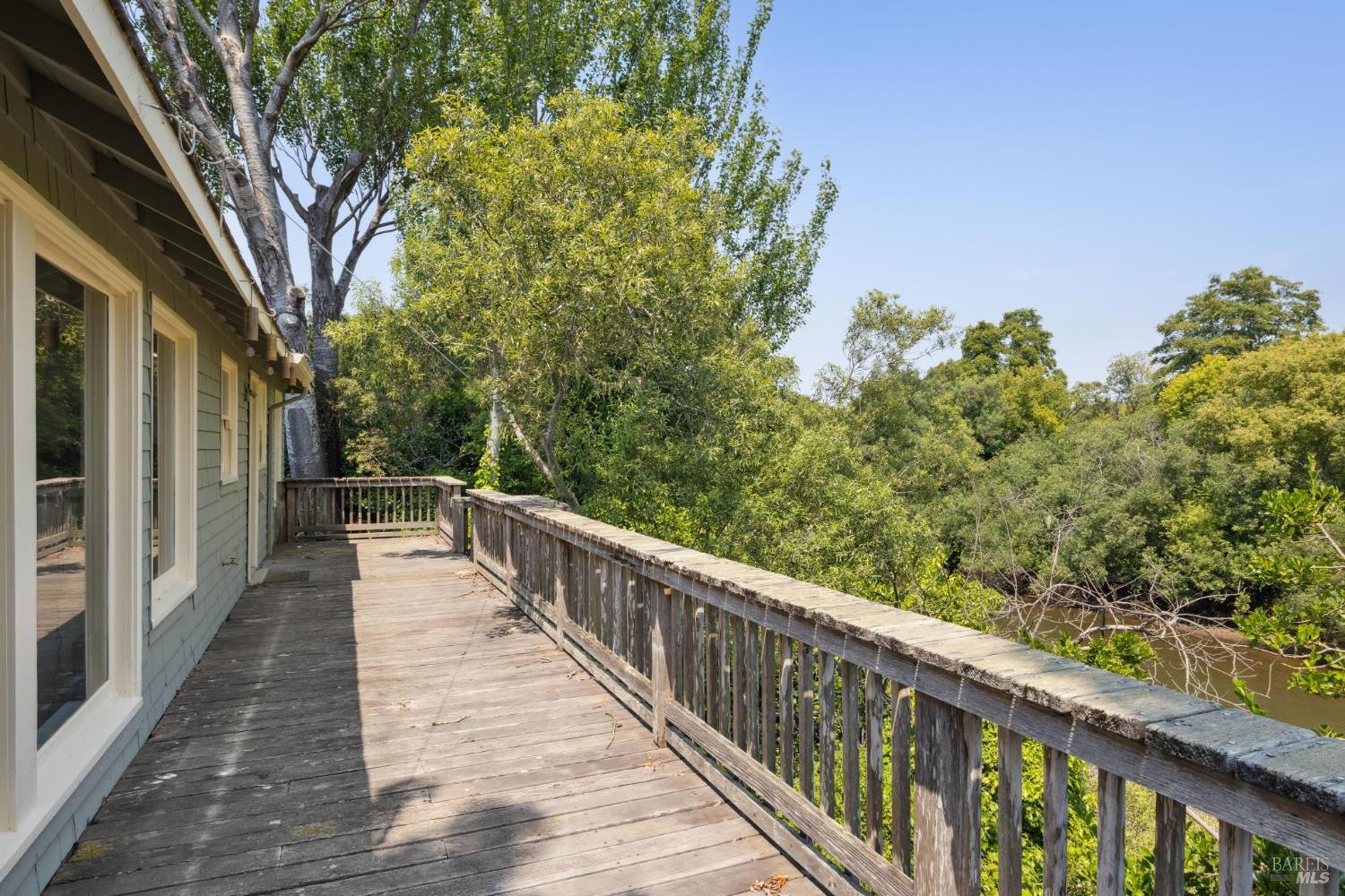 11150 Sir Francis Drake Blvd