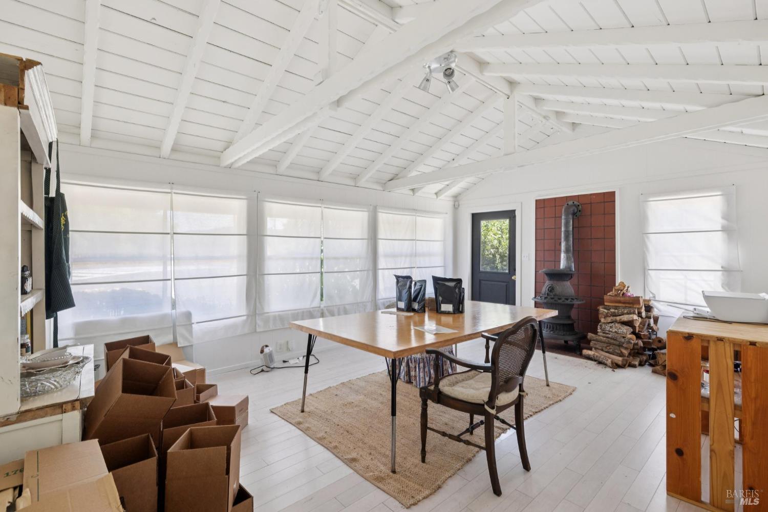 11150 Sir Francis Drake Blvd