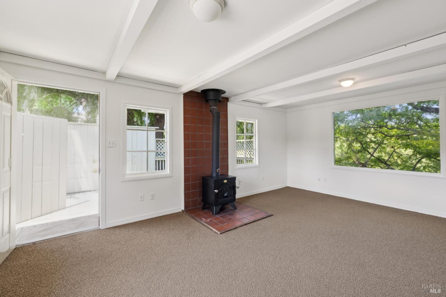 11150 Sir Francis Drake Blvd