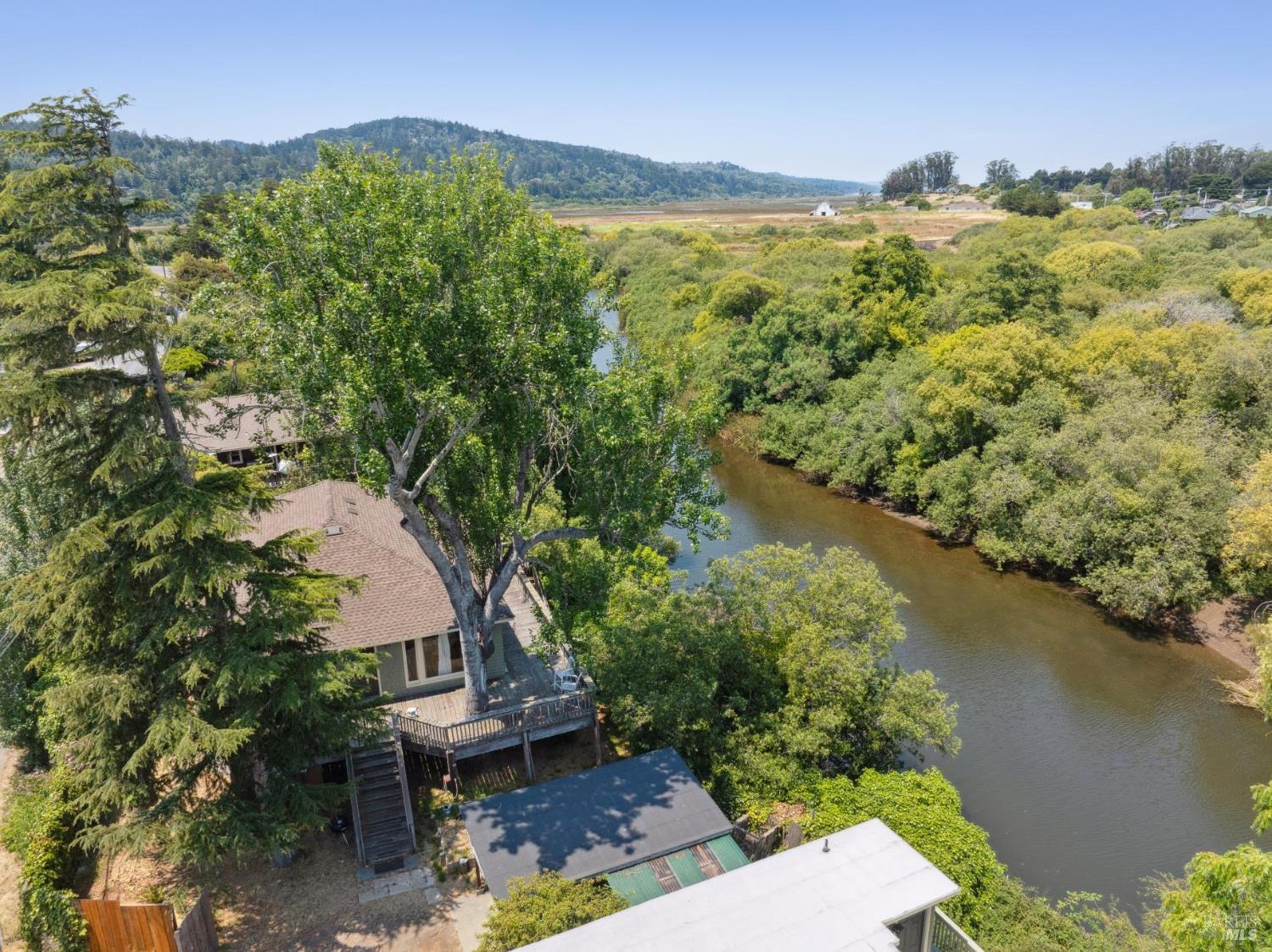 11150 Sir Francis Drake Blvd