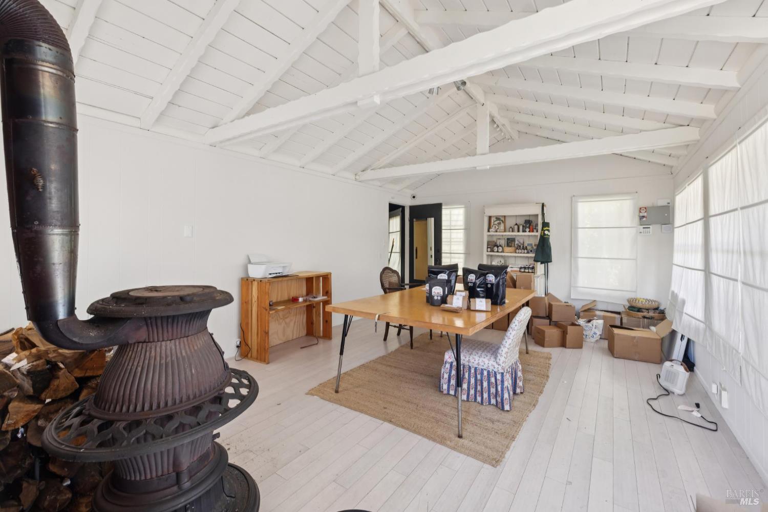 11150 Sir Francis Drake Blvd