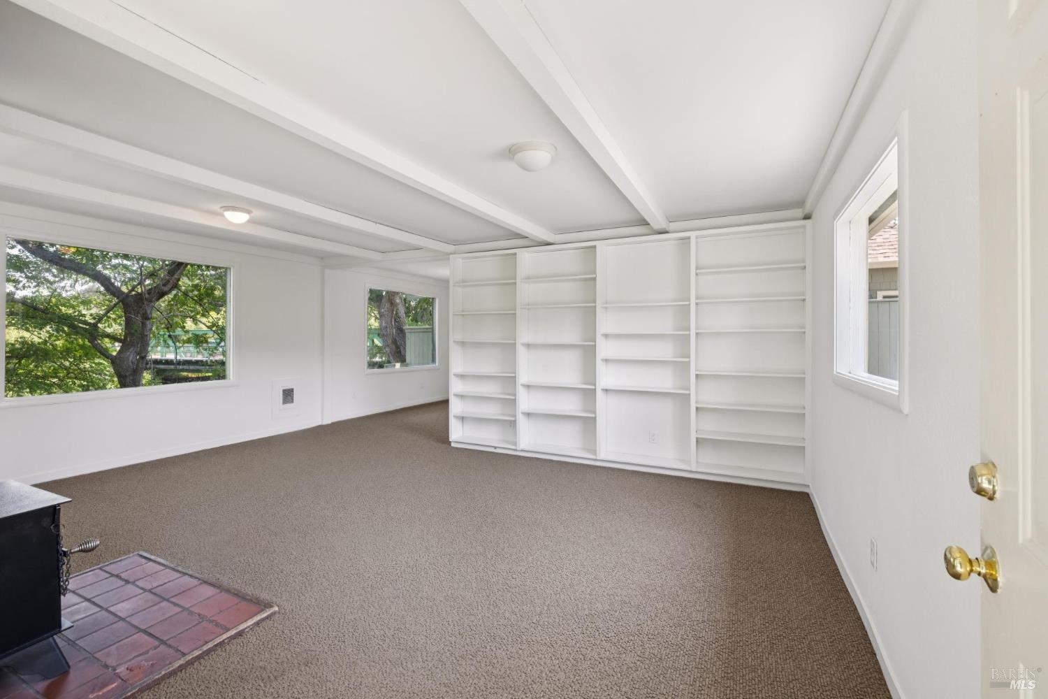 11150 Sir Francis Drake Blvd