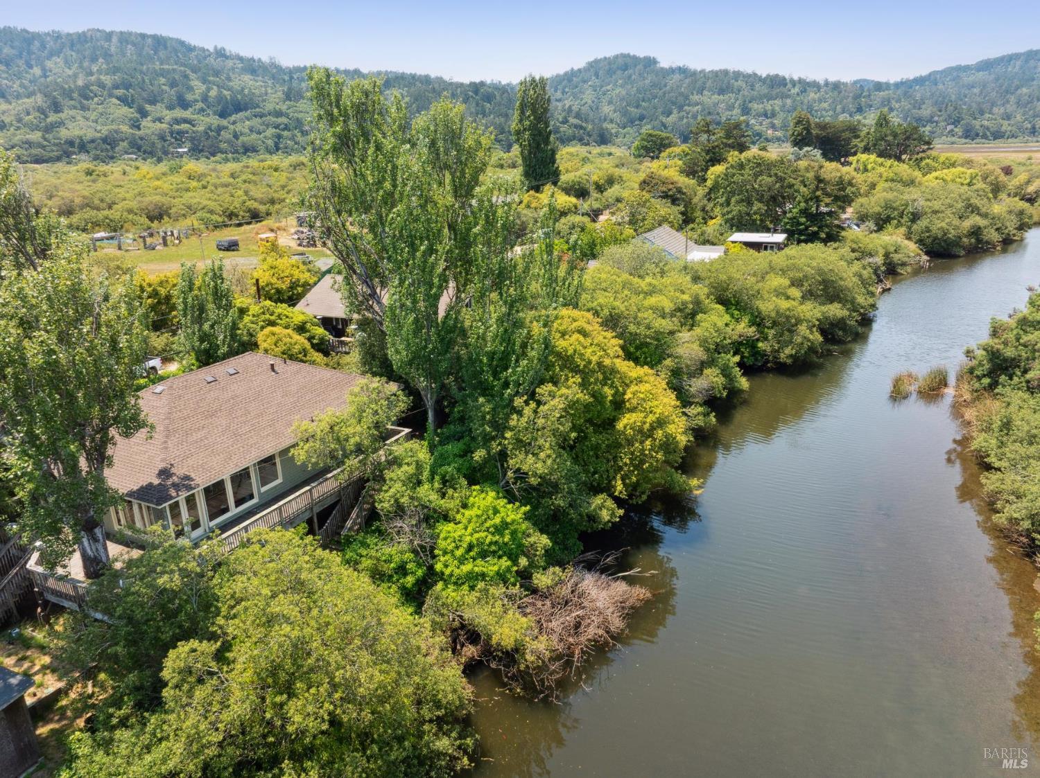 11160 Sir Francis Drake Blvd