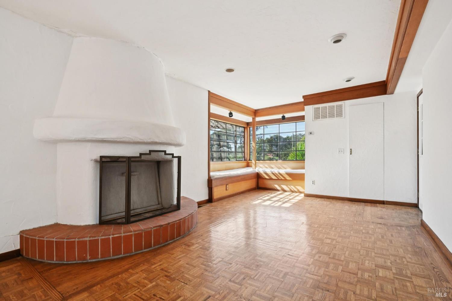 350 Ocean Parkway