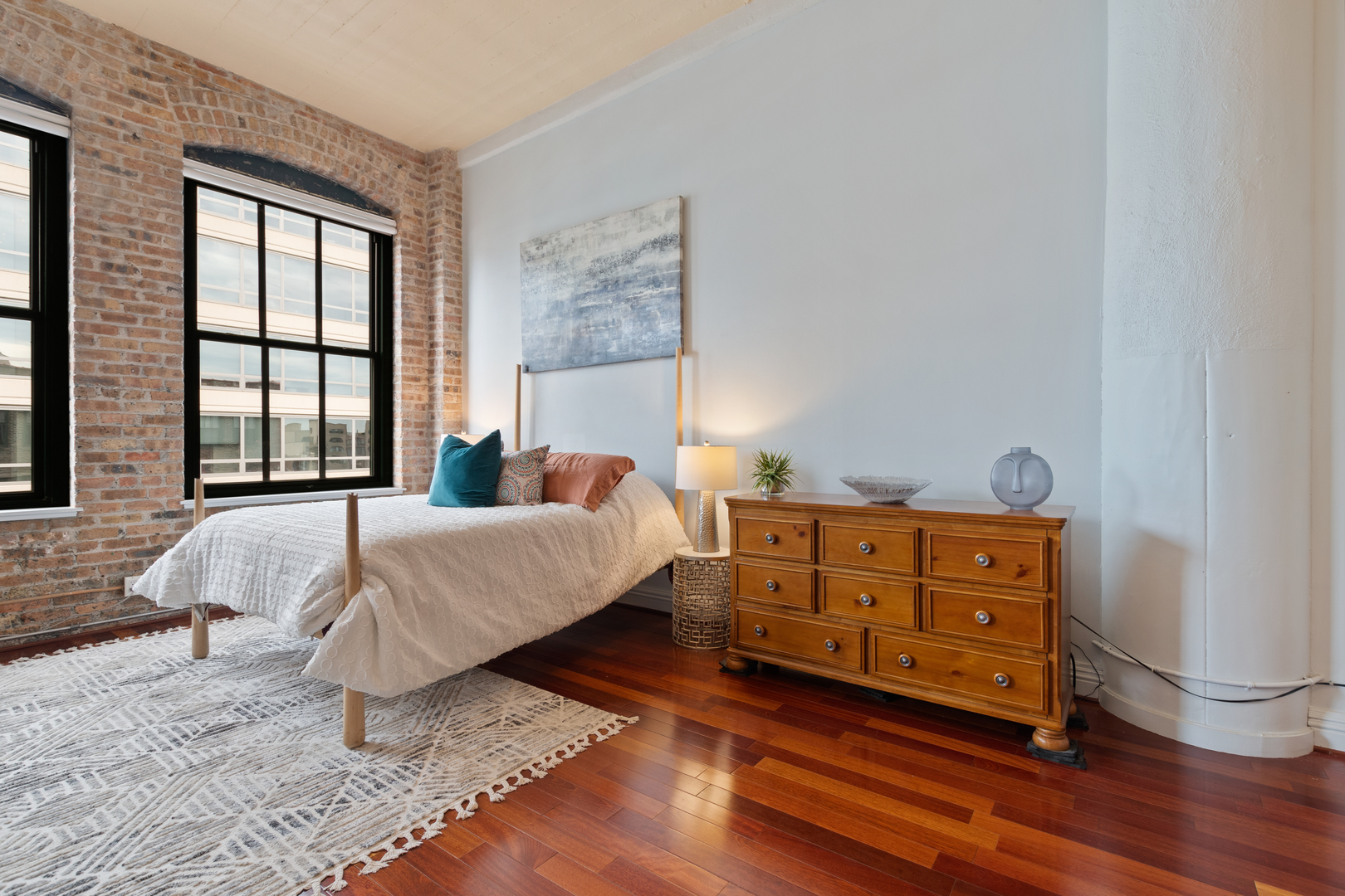 801 S Wells Street Unit: 1006