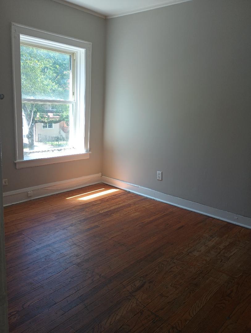 937 N Austin Boulevard Unit: 2N