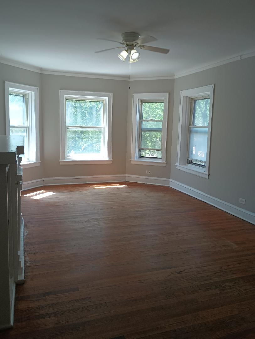 937 N Austin Boulevard Unit: 2N