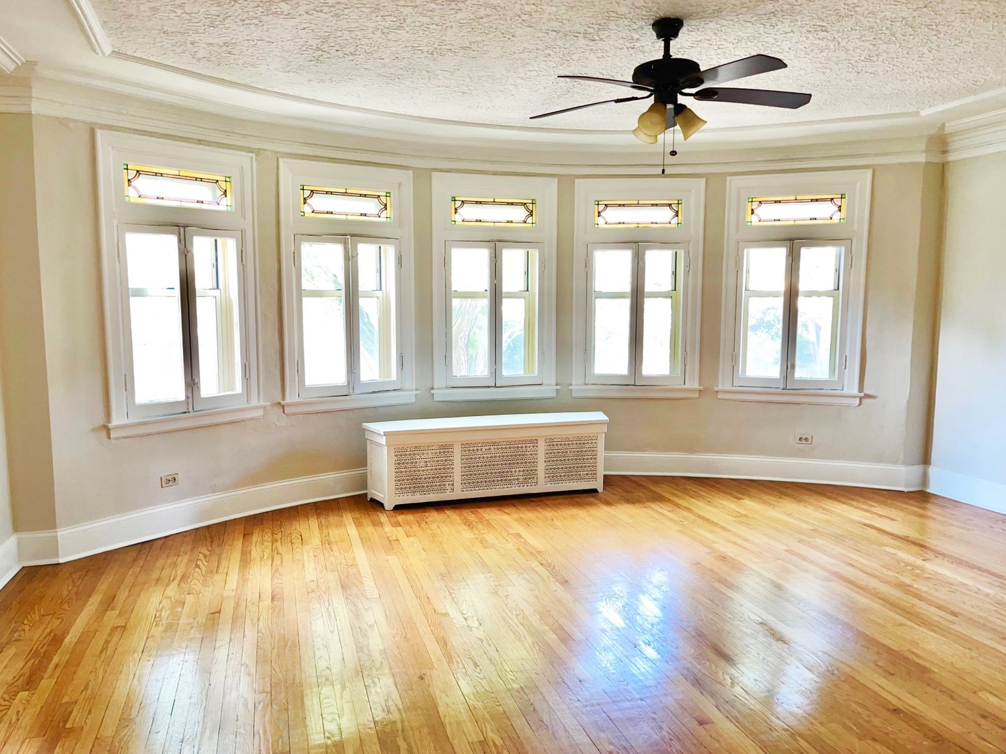 1527 W Pratt Boulevard Unit: 2E