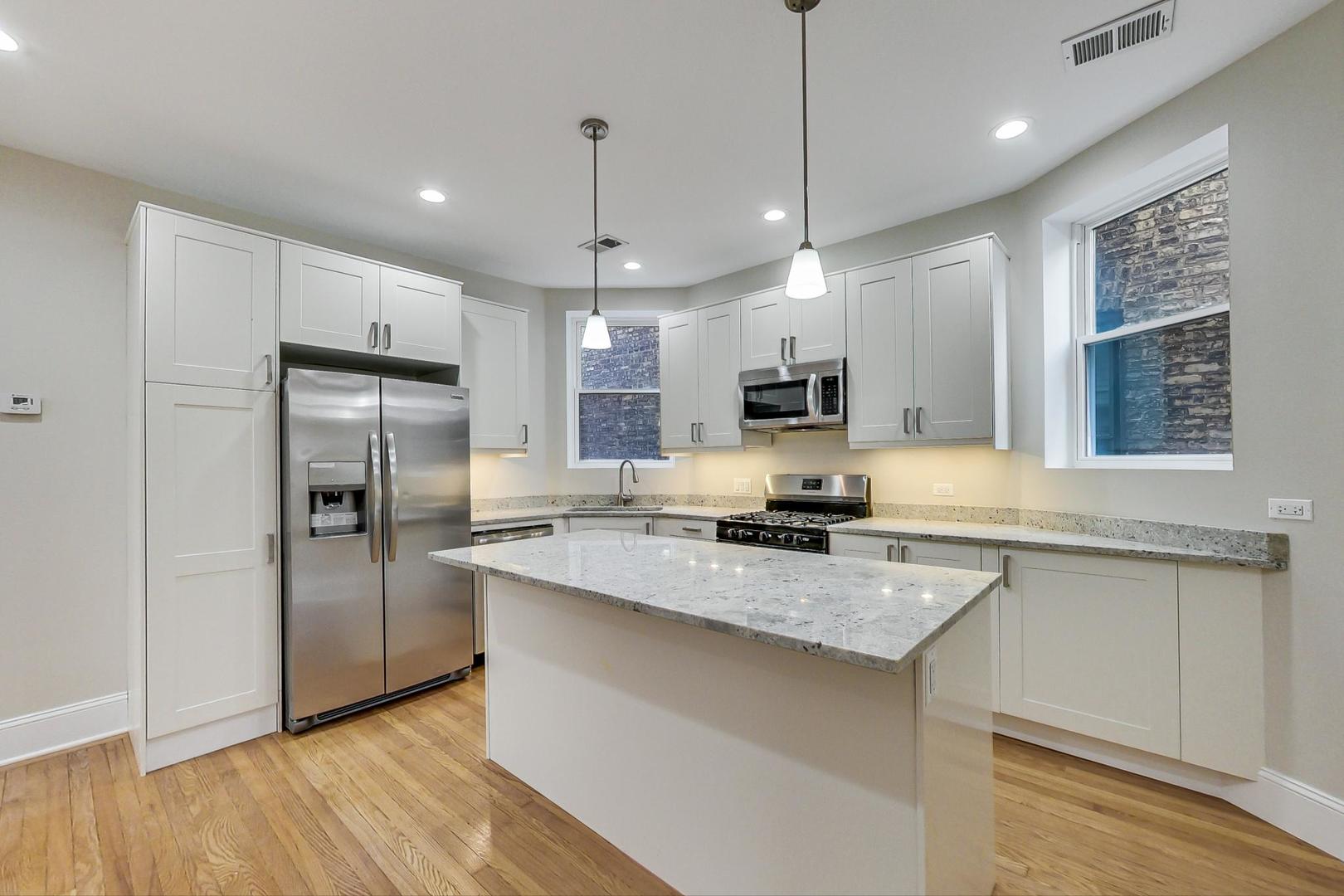 1422 W Olive Avenue Unit: 2