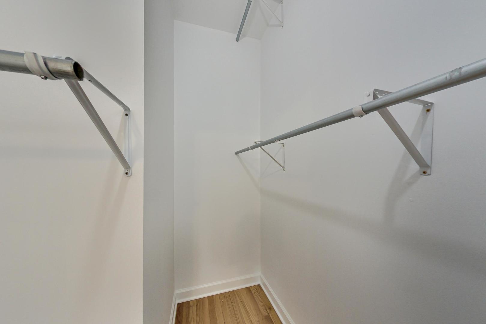1422 W Olive Avenue Unit: 2