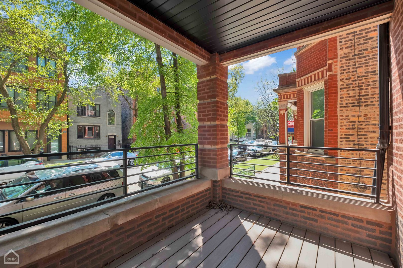 846 N Hoyne Avenue Unit: 2F
