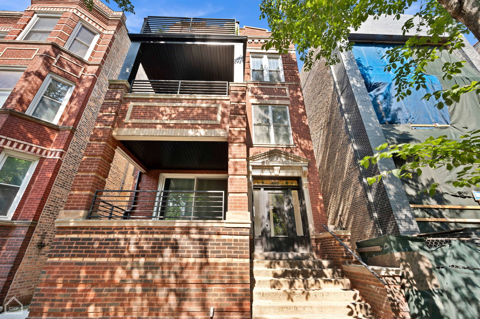 846 N Hoyne Avenue Unit: 2F