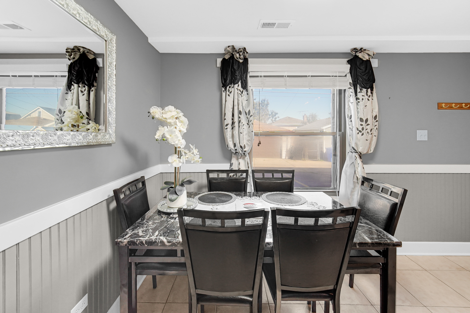 4553 W 56th Street Unit: 112B