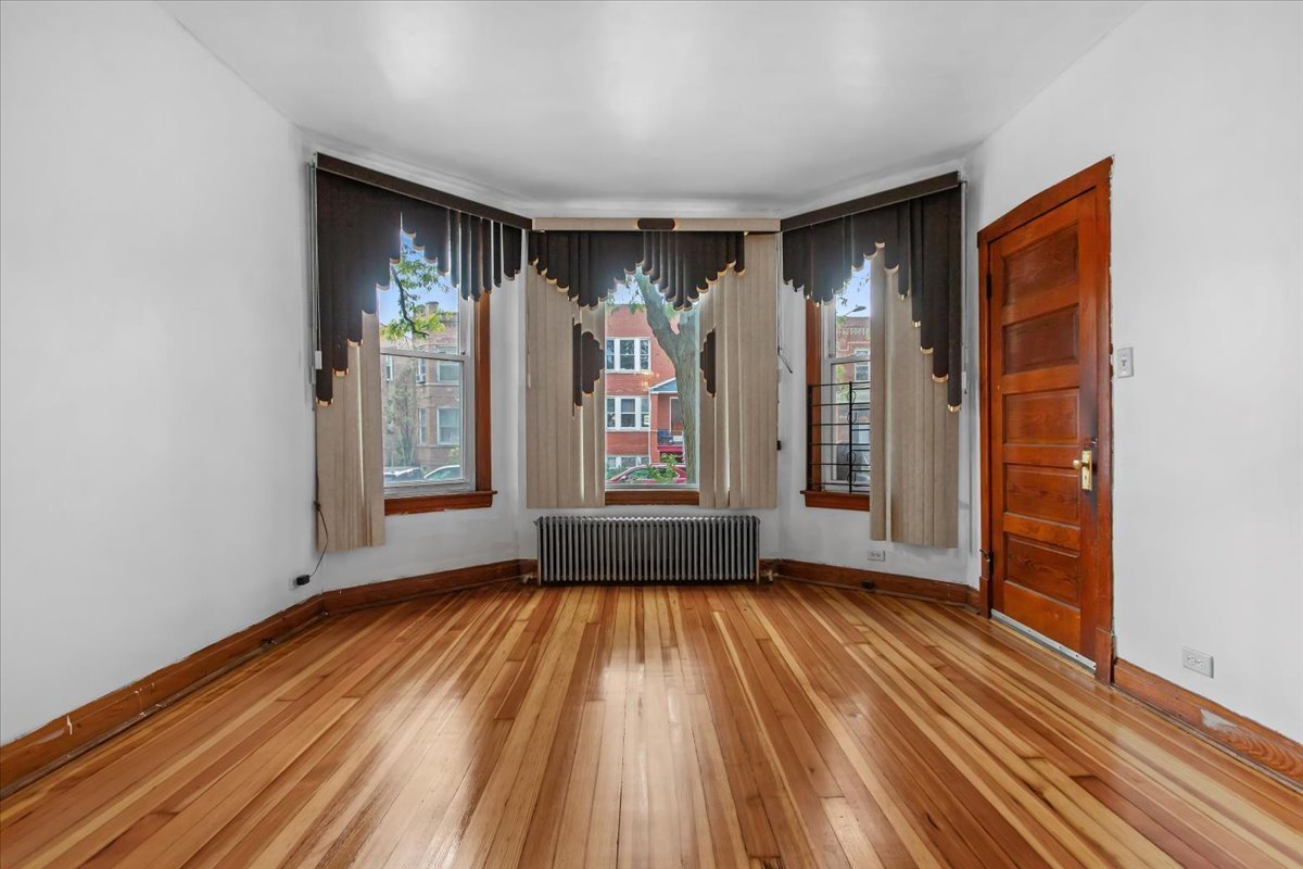 3223 N Lawndale Avenue Unit: 1