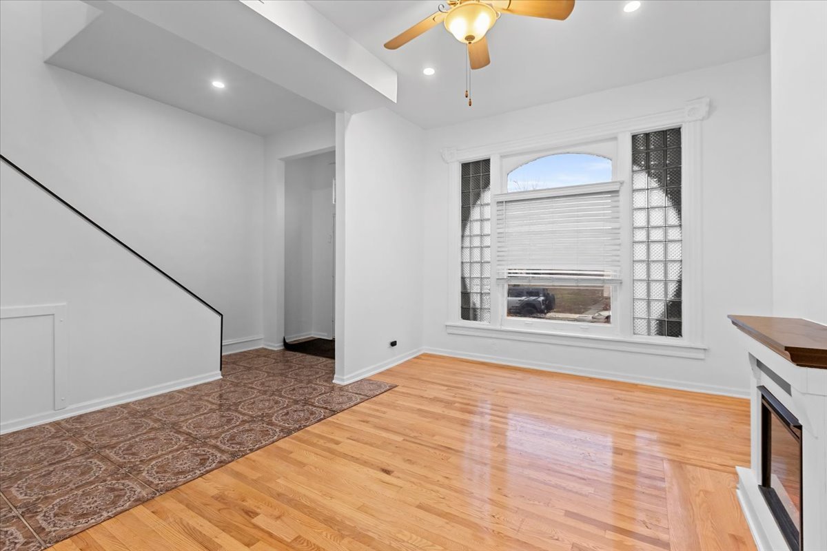 3114 W 5th Avenue Unit: 1