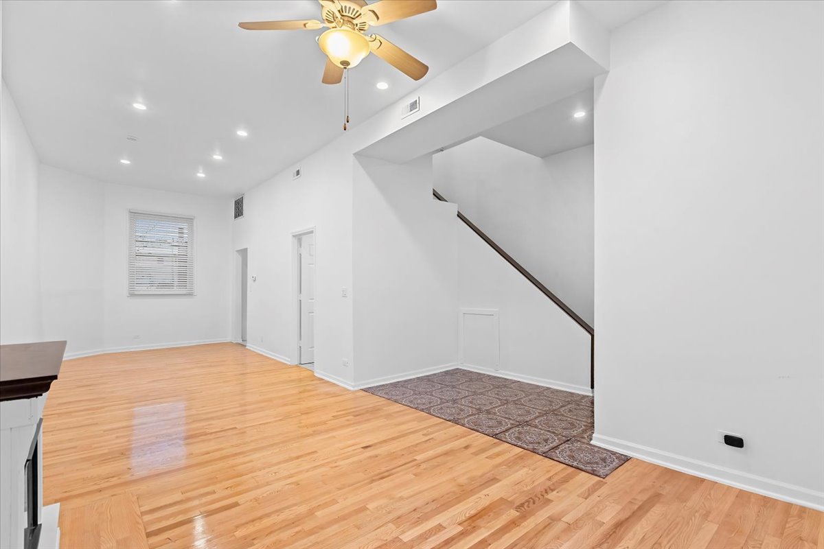 3114 W 5th Avenue Unit: 1
