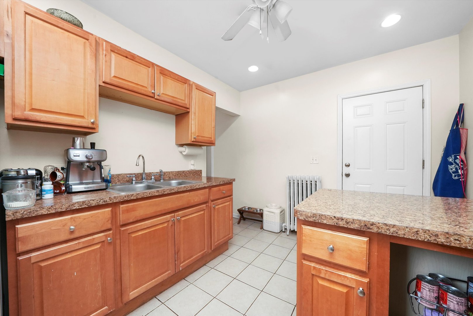 3832 N Pulaski Road