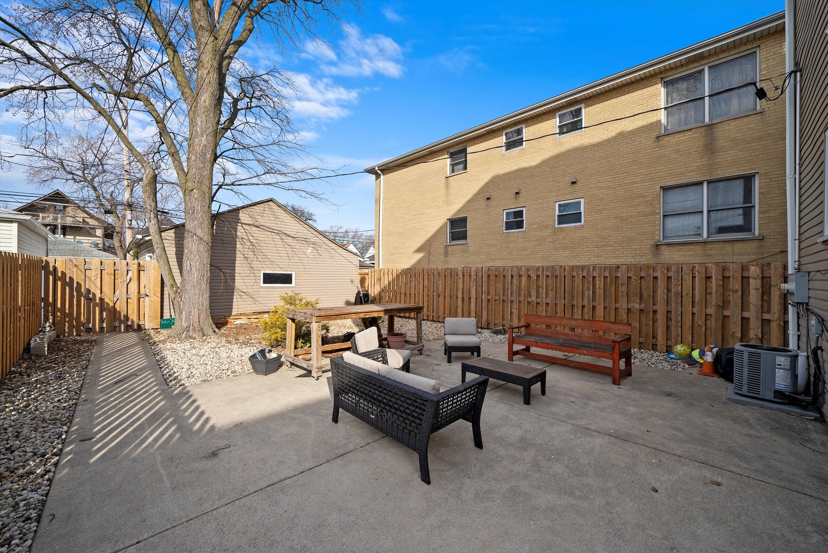 3832 N Pulaski Road