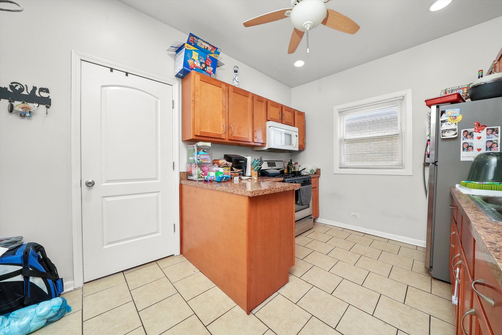 3832 N Pulaski Road