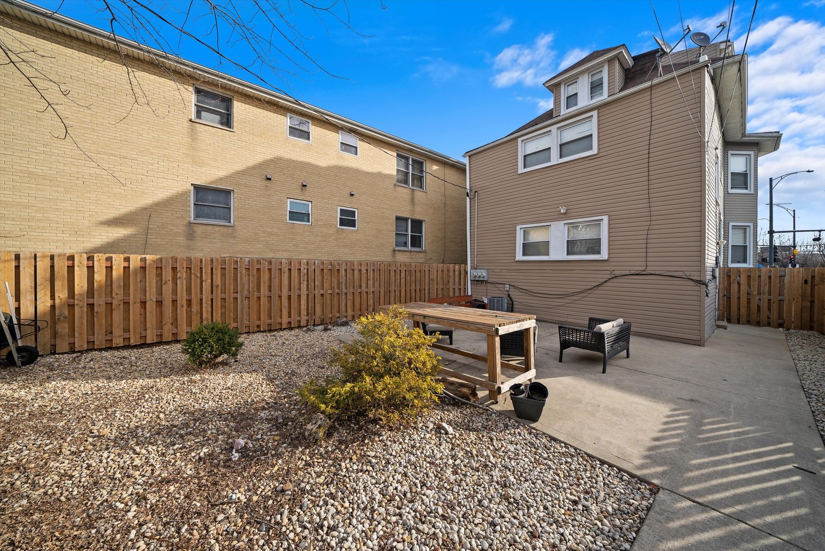 3832 N Pulaski Road