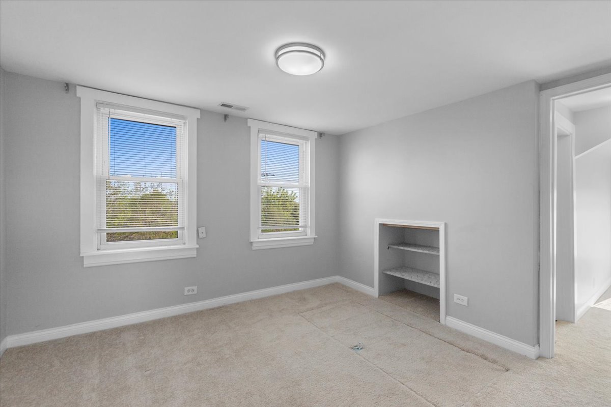 3832 N Pulaski Road Unit: 3