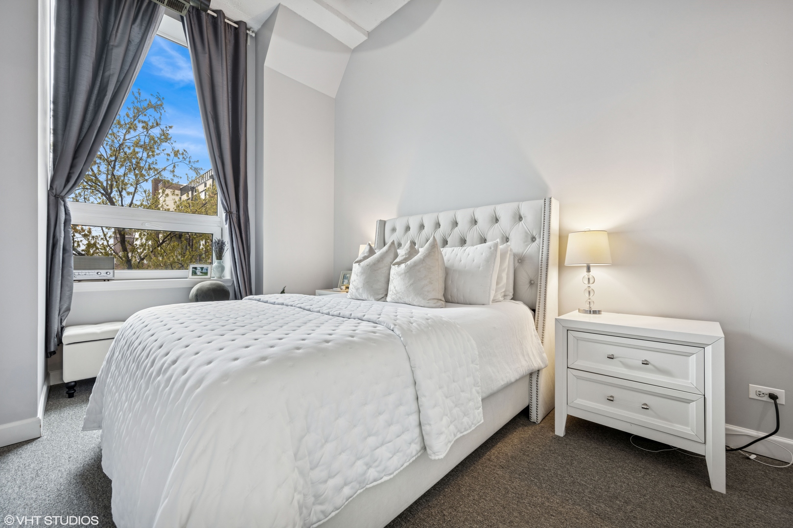 4131 W Belmont Avenue Unit: 311