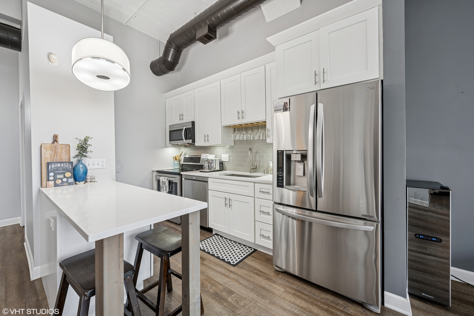 4131 W Belmont Avenue Unit: 311