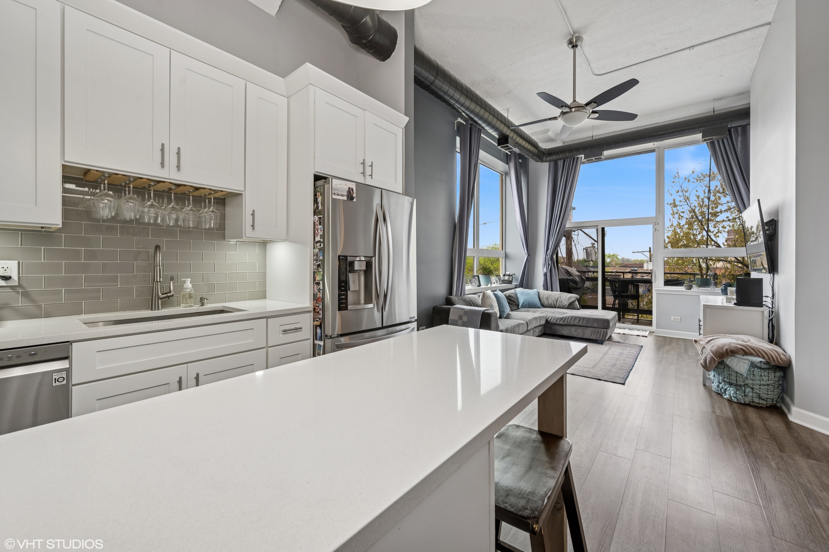 4131 W Belmont Avenue Unit: 311