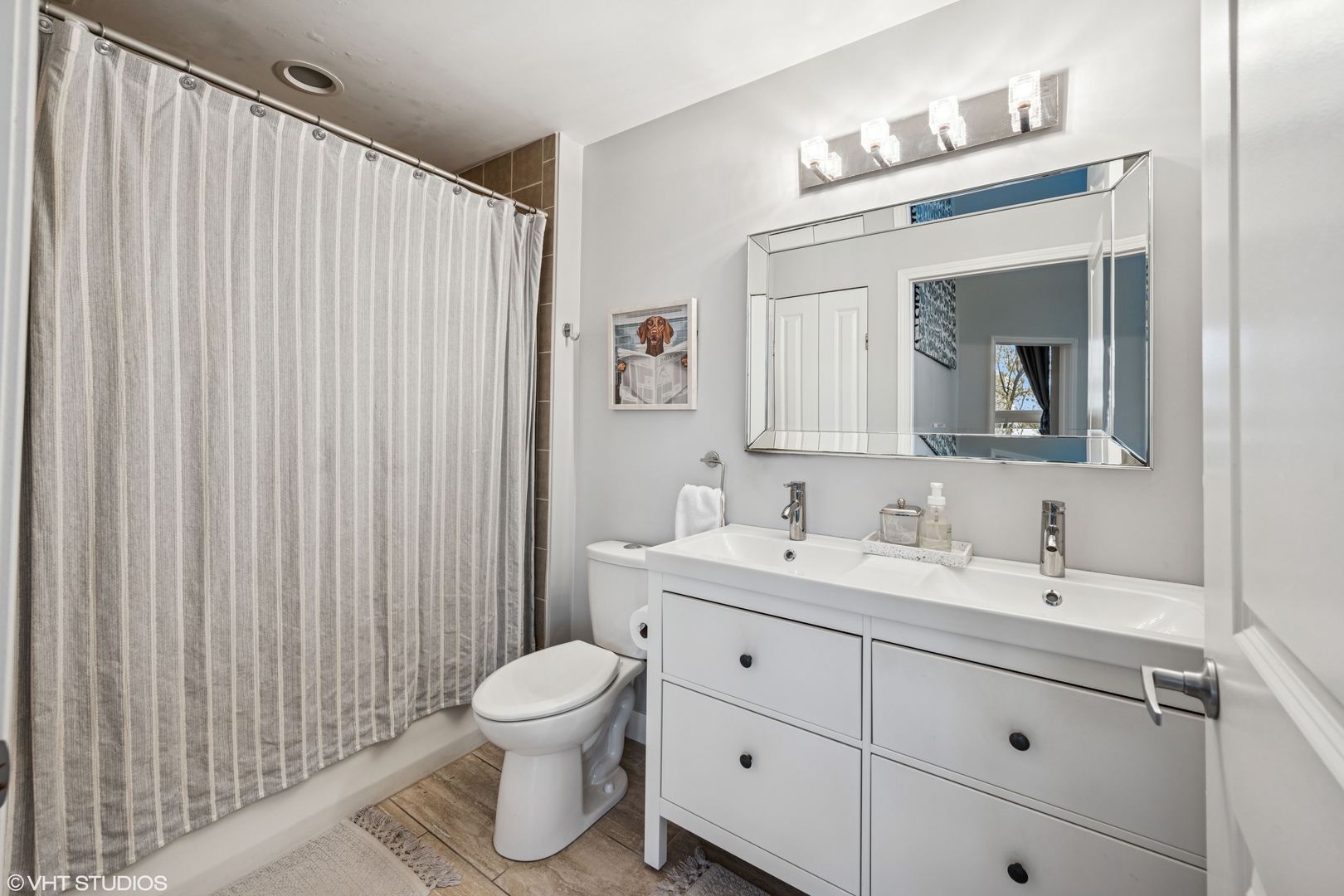 4131 W Belmont Avenue Unit: 311