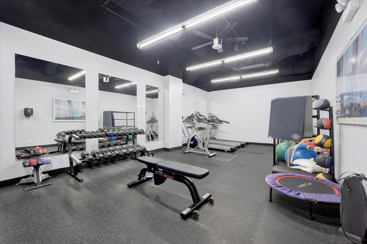 4131 W Belmont Avenue Unit: 311
