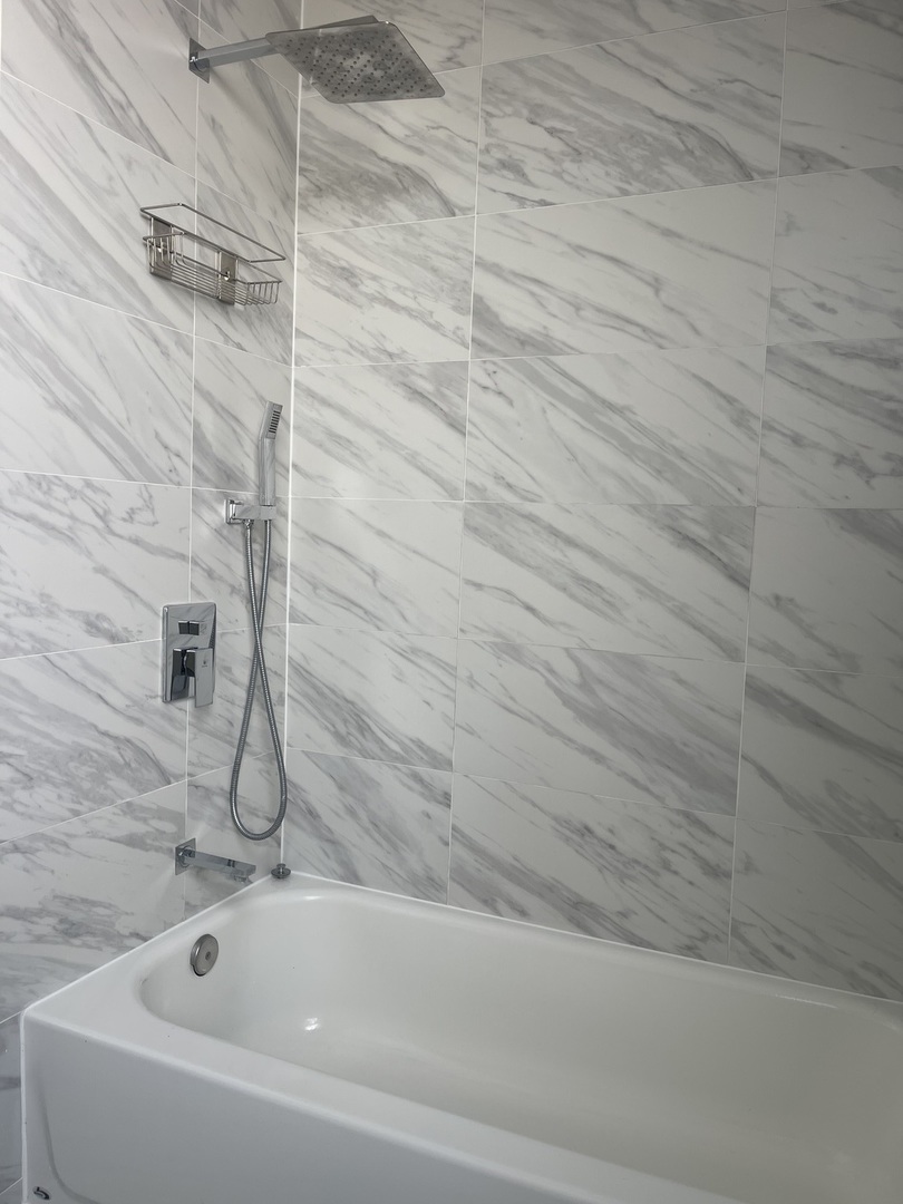 3448 W NORTH Avenue Unit: 2