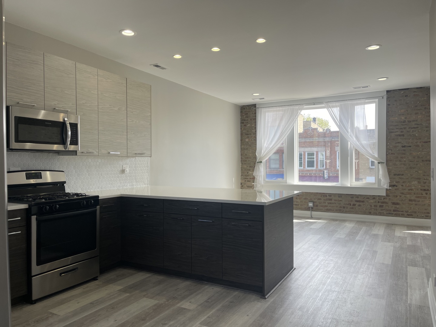 3448 W NORTH Avenue Unit: 2