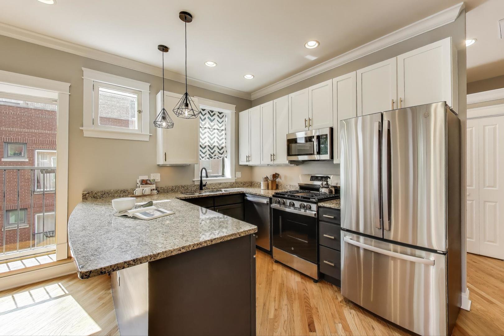 3706 W Wrightwood Avenue Unit: 3A