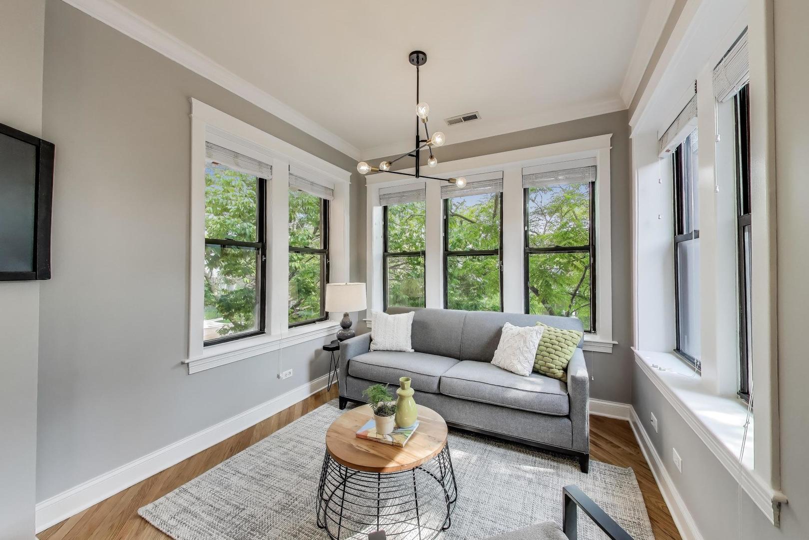 3706 W Wrightwood Avenue Unit: 3A