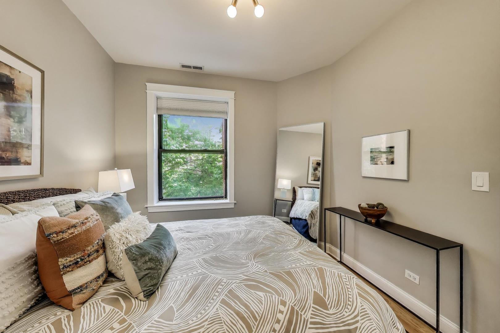 3706 W Wrightwood Avenue Unit: 3A
