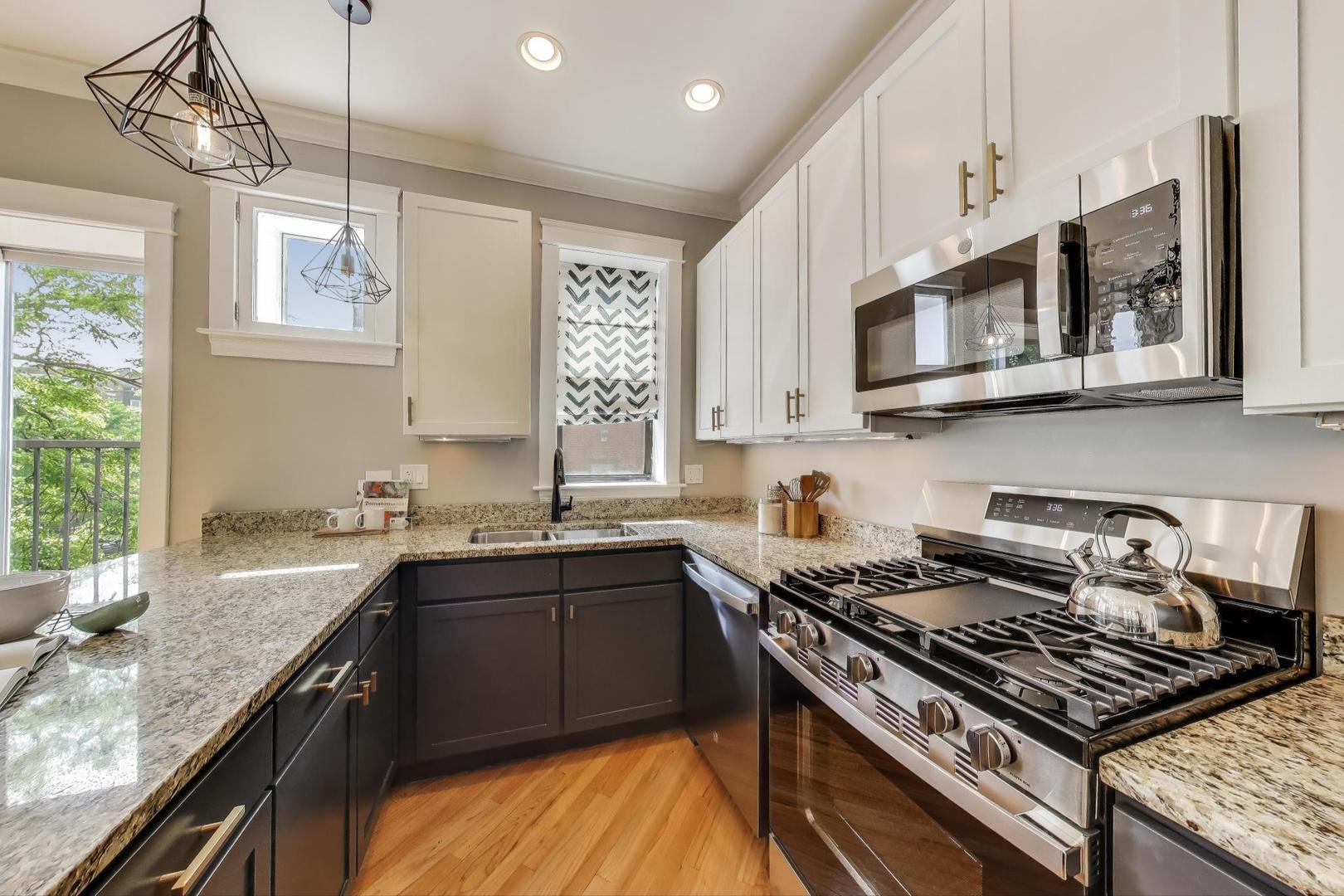 3706 W Wrightwood Avenue Unit: 3A