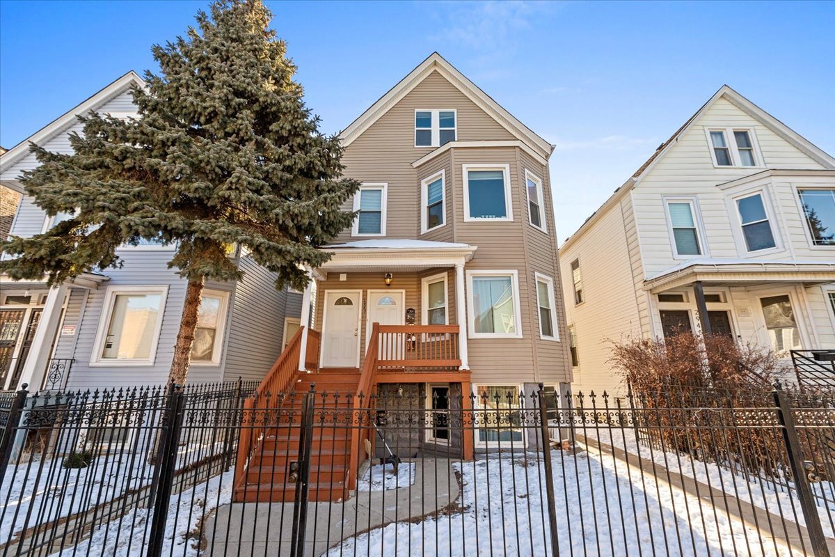 2947 N Lawndale Avenue Unit: 1