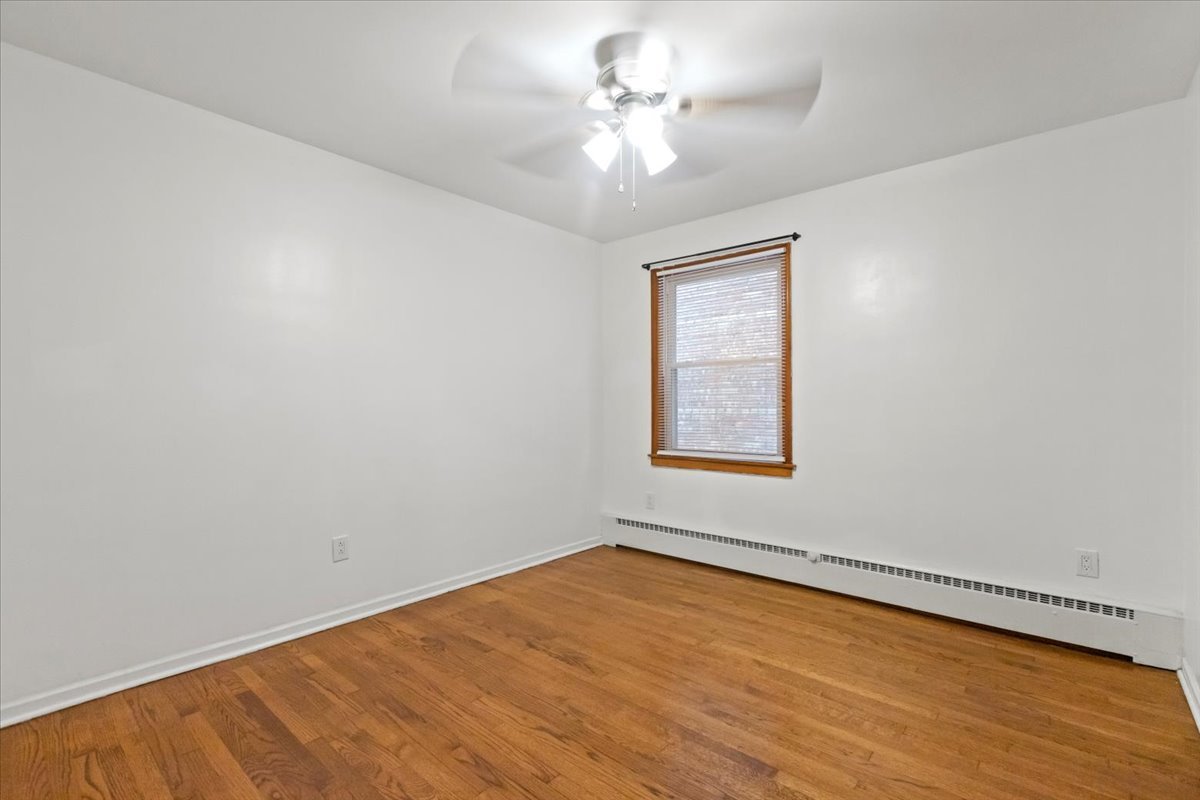 2131 W 53rd Place Unit: 1