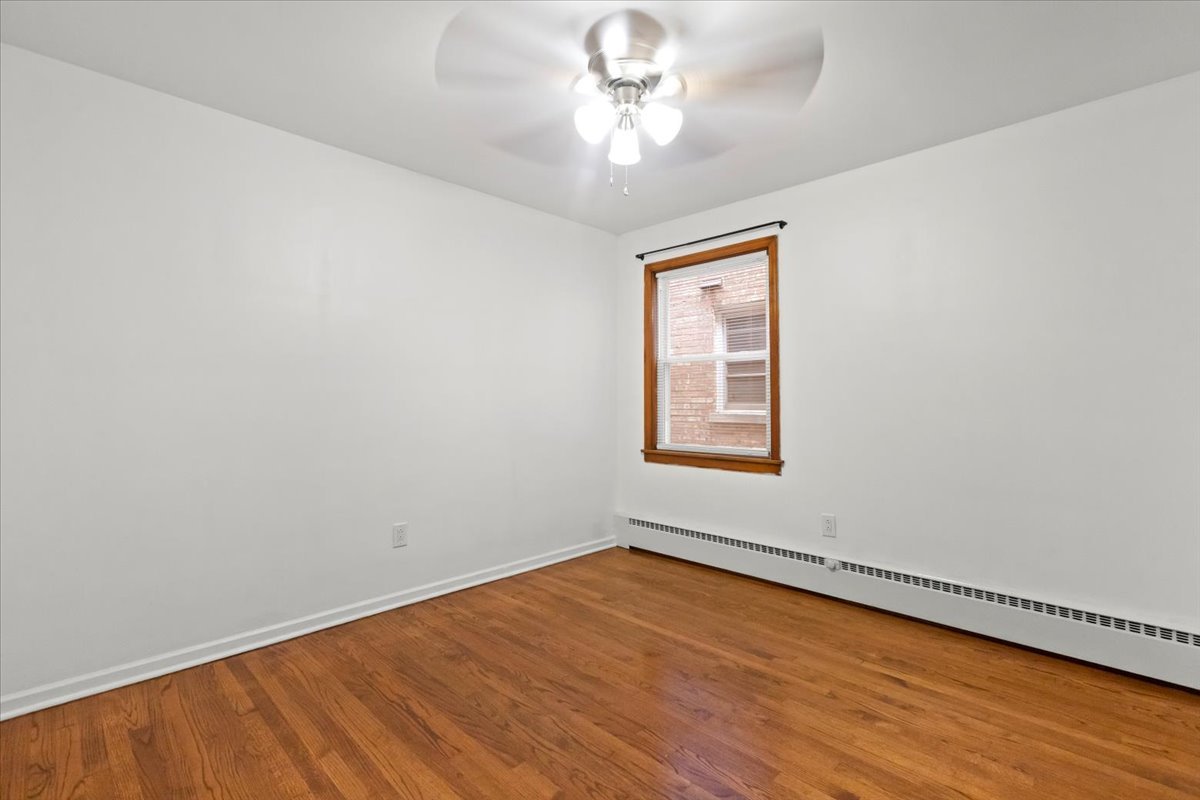 2131 W 53rd Place Unit: 1